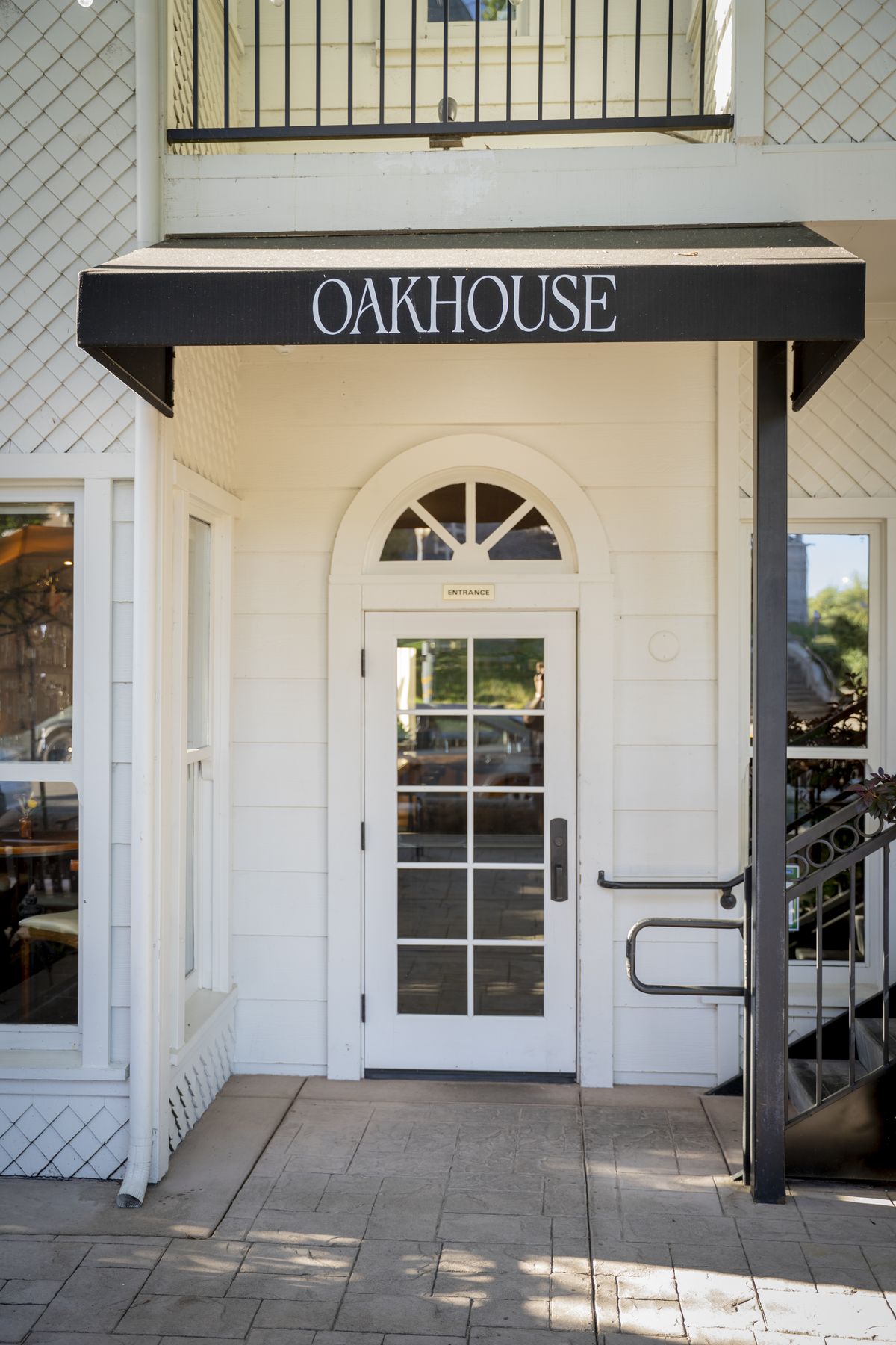 The historic White House building, Auburn