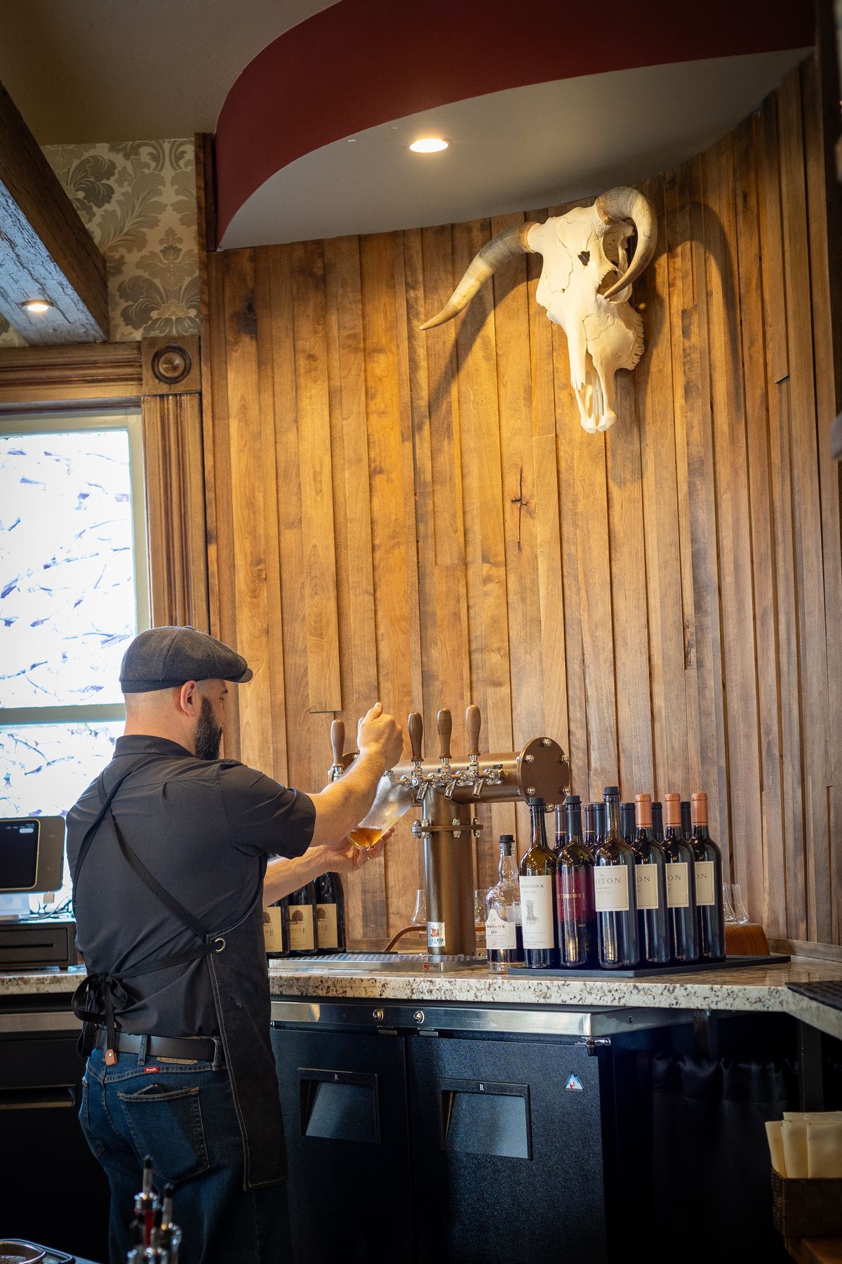 Inside Oakhouse